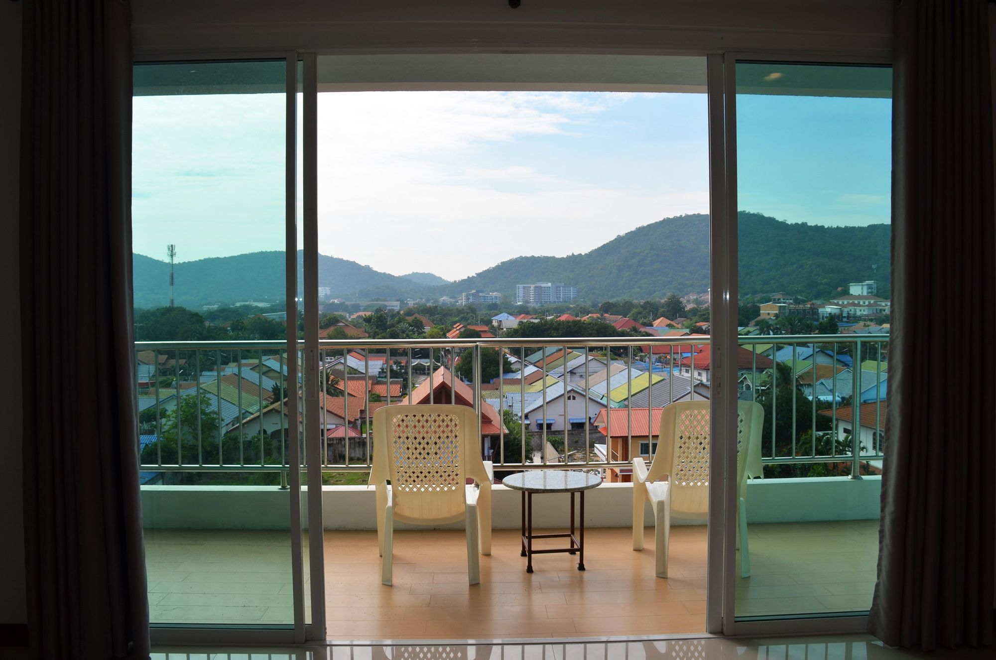 Room balcony mountain view